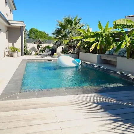 Belle Contemporaine Climatisée Avec Piscine Villa *