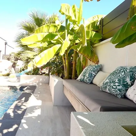 Villa Belle Contemporaine Climatisee Avec Piscine